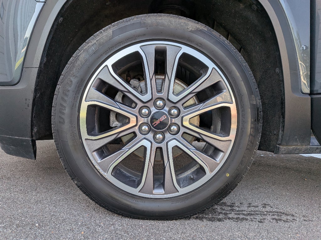 2020 GMC Acadia AT4