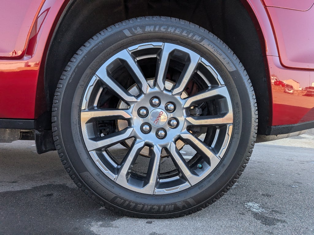 2021 GMC Acadia Denali