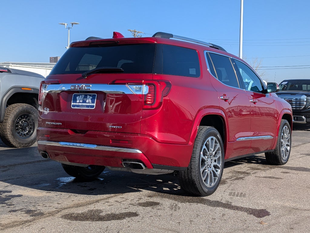 2021 GMC Acadia Denali