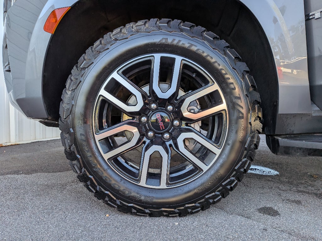 2022 GMC Yukon AT4