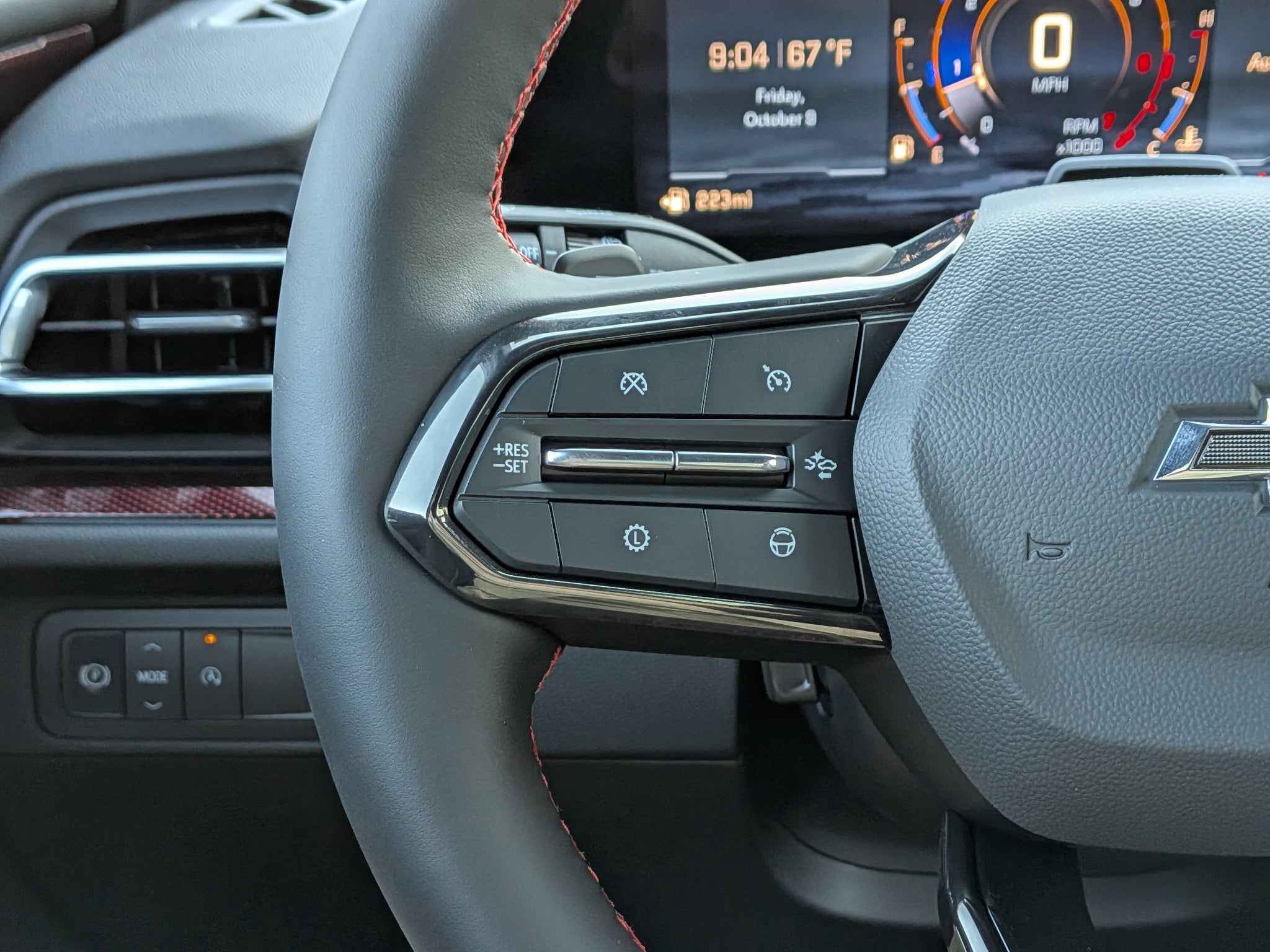 2027 Chevrolet Traverse RS