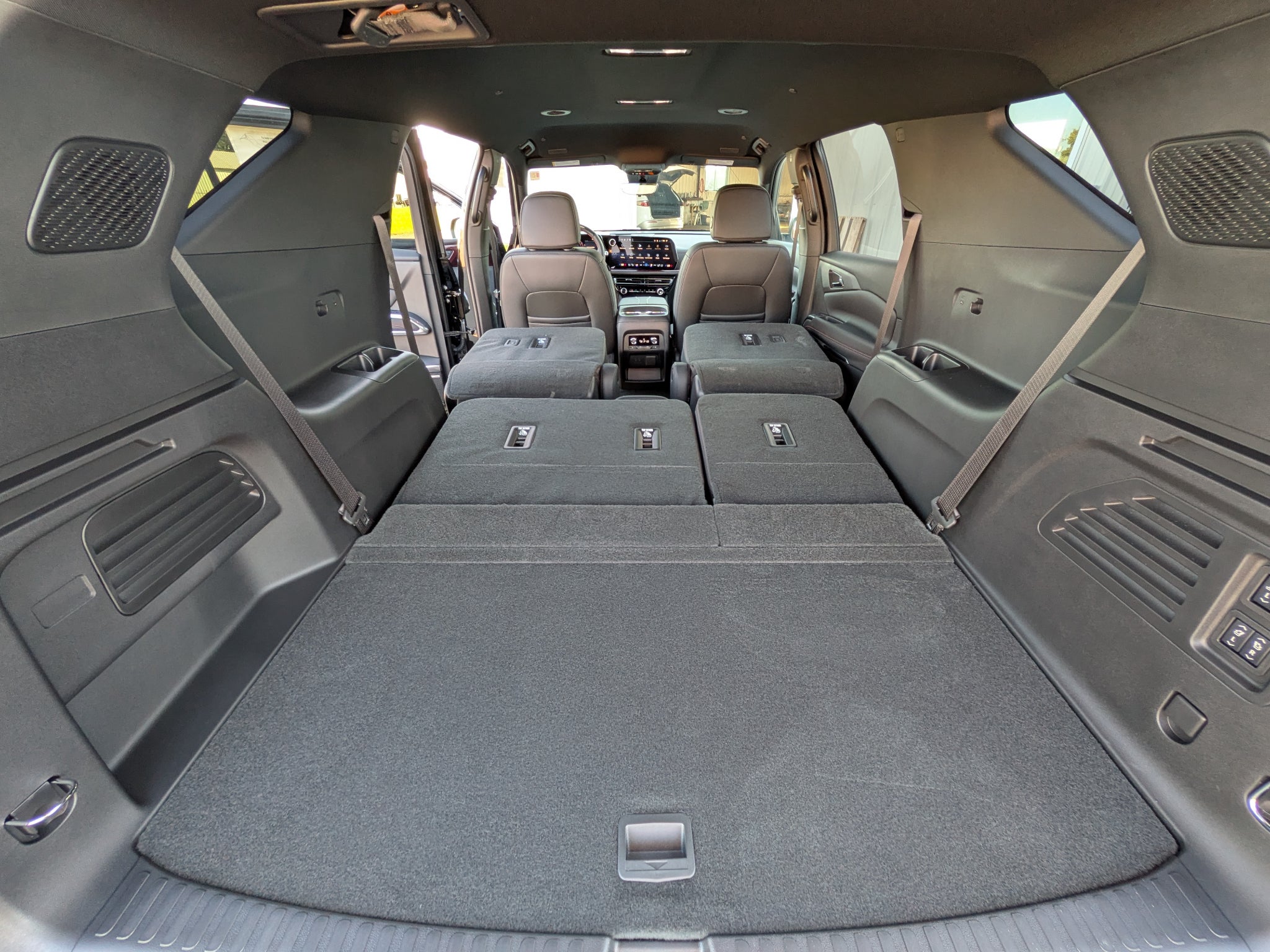 2027 Chevrolet Traverse RS