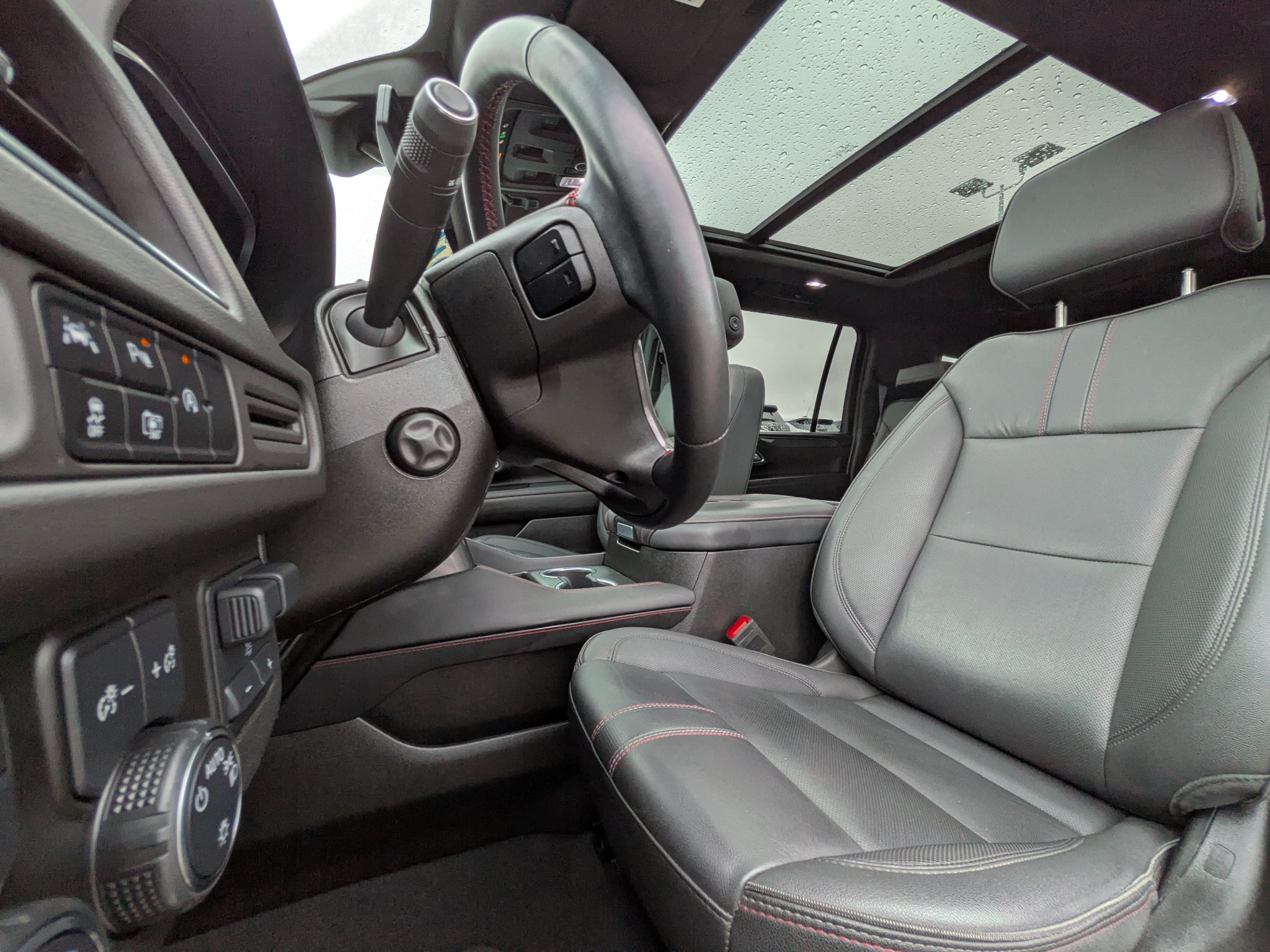 2024 Chevrolet Suburban RST