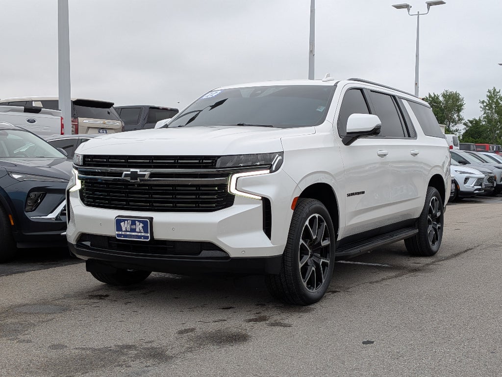 2022 Chevrolet Suburban RST