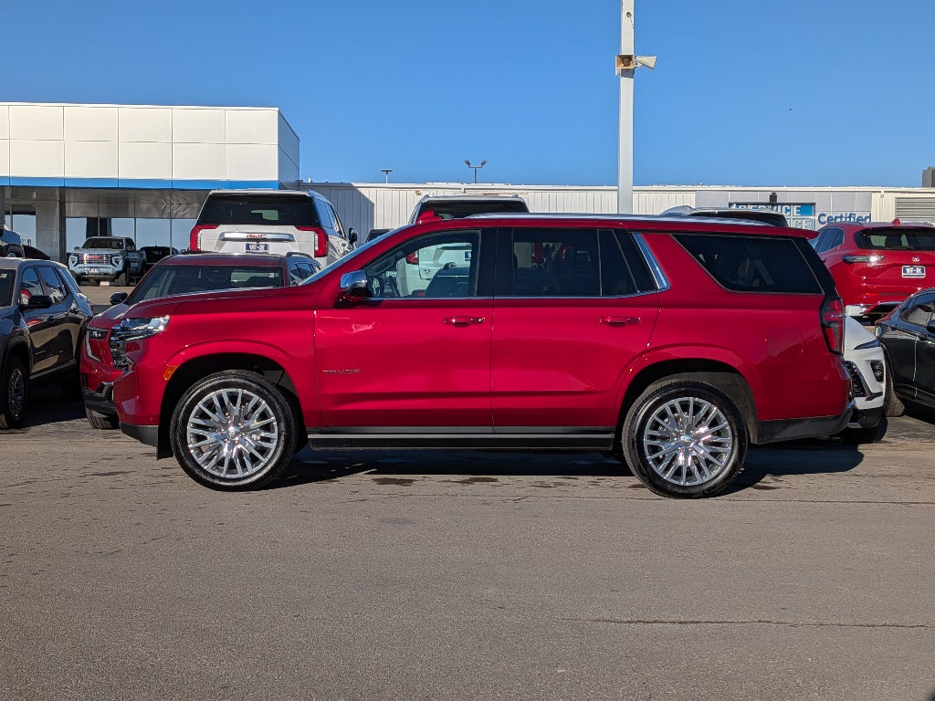Used 2024 Chevrolet Tahoe Premier with VIN 1GNSKSKT7RR211945 for sale in Kansas City