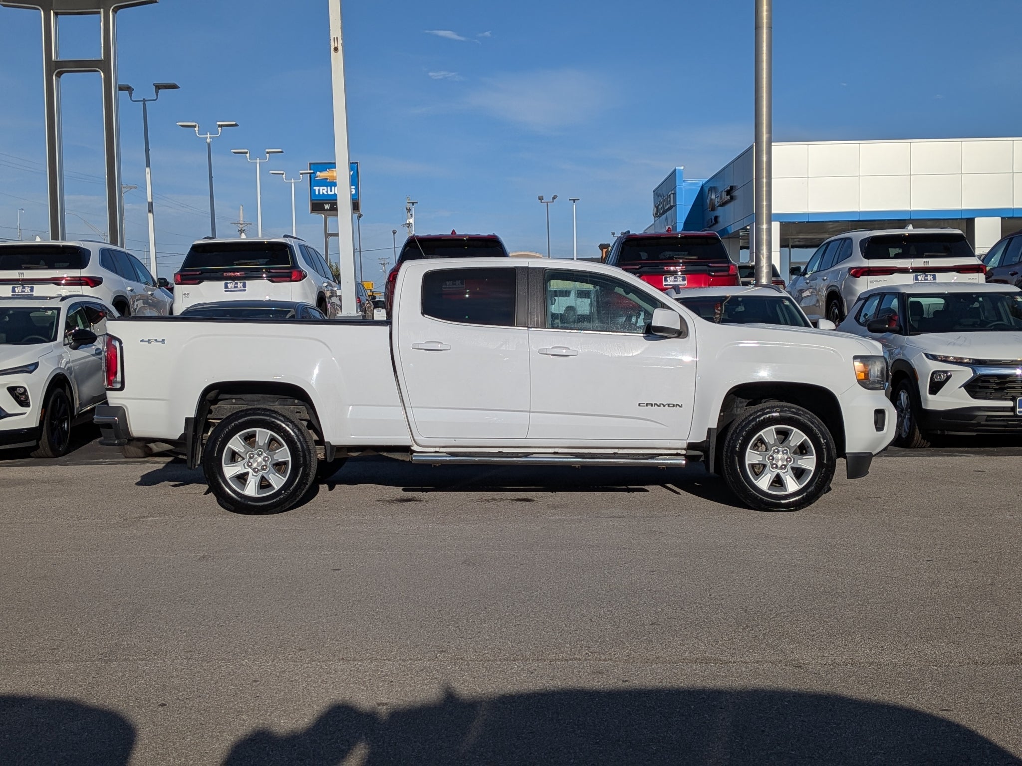 Used 2015 GMC Canyon SLE with VIN 1GTG6BE31F1146891 for sale in Kansas City