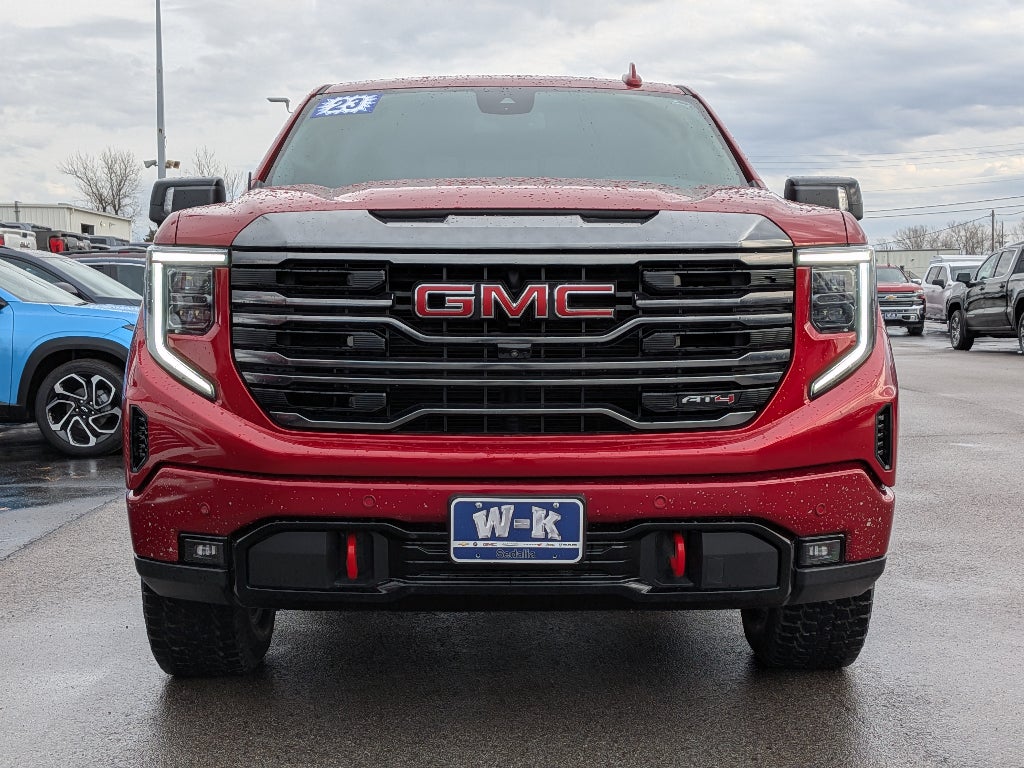 2023 GMC Sierra 1500 AT4