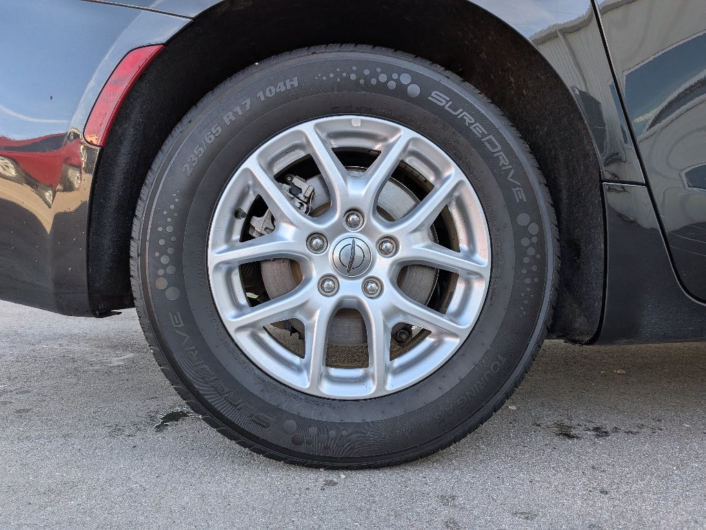 2023 Chrysler Voyager LX
