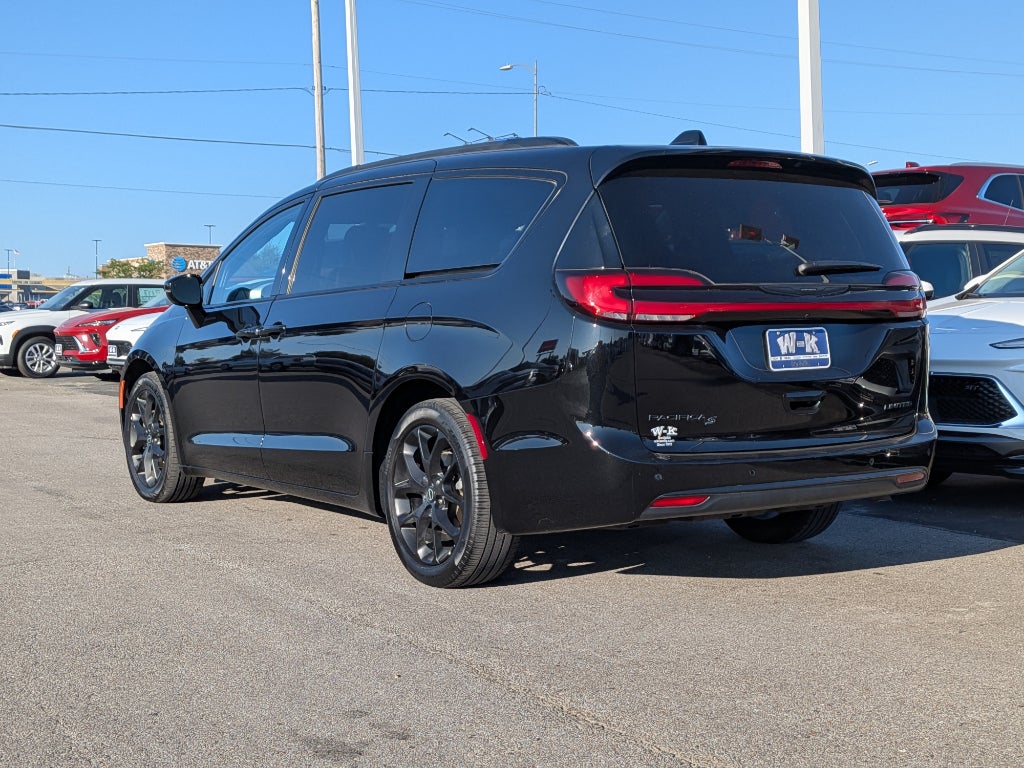 2025 Chrysler Pacifica Limited
