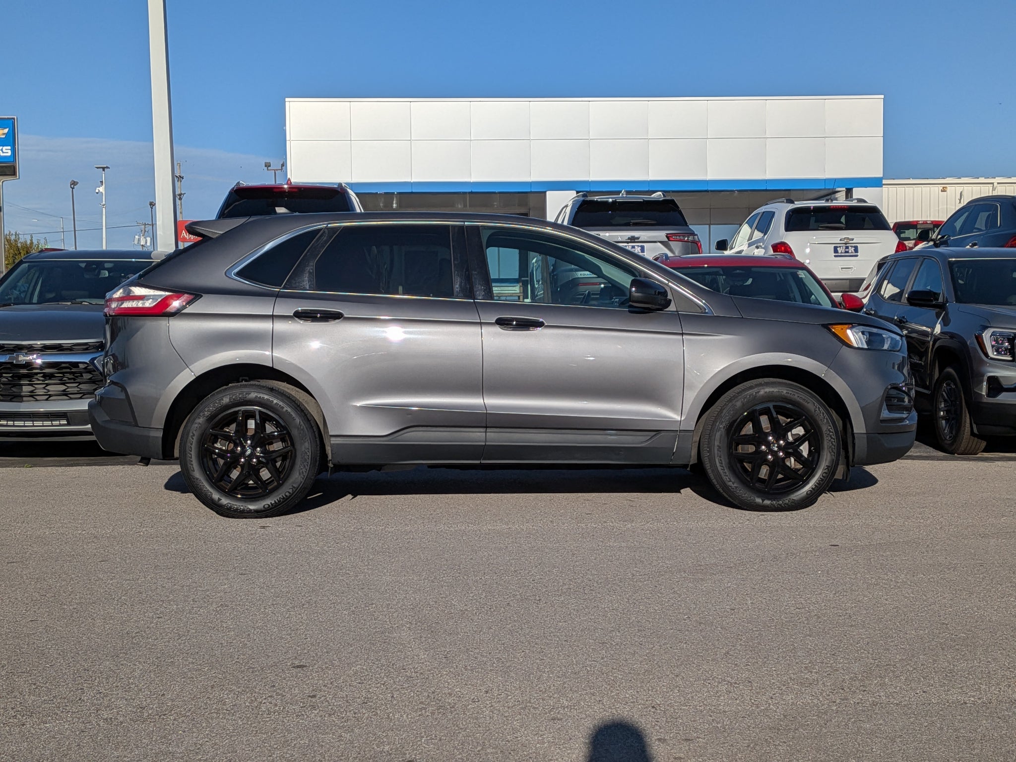 Used 2024 Ford Edge SEL with VIN 2FMPK4J99RBA92262 for sale in Kansas City