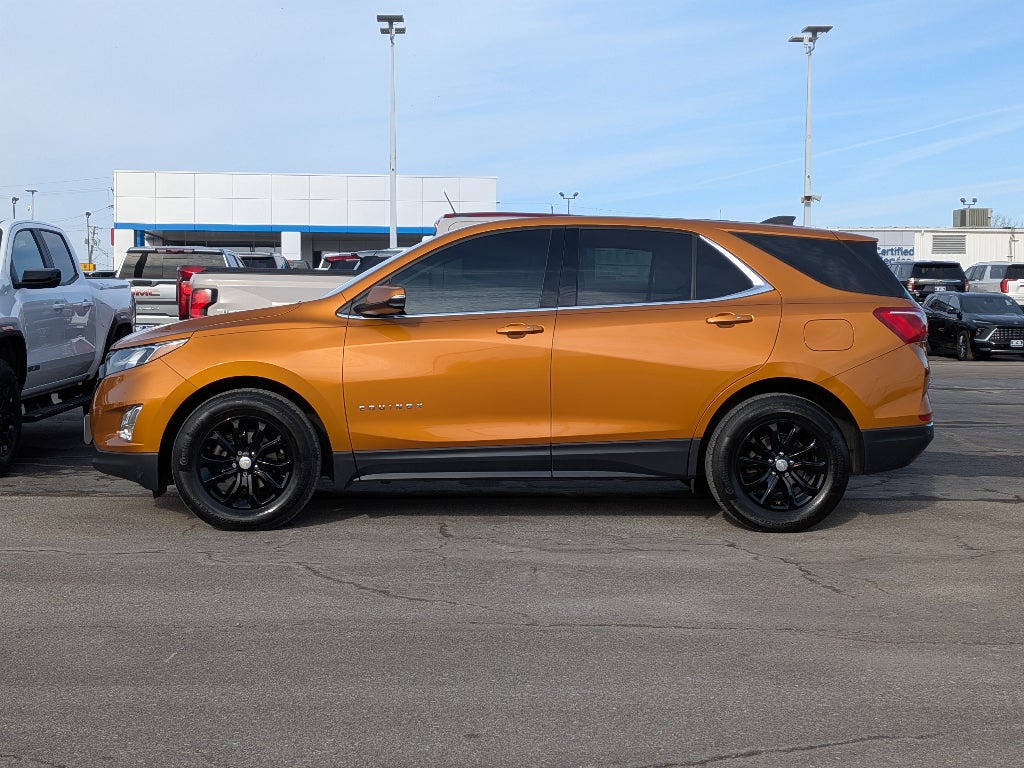 Used 2018 Chevrolet Equinox LT with VIN 2GNAXJEV4J6165737 for sale in Kansas City