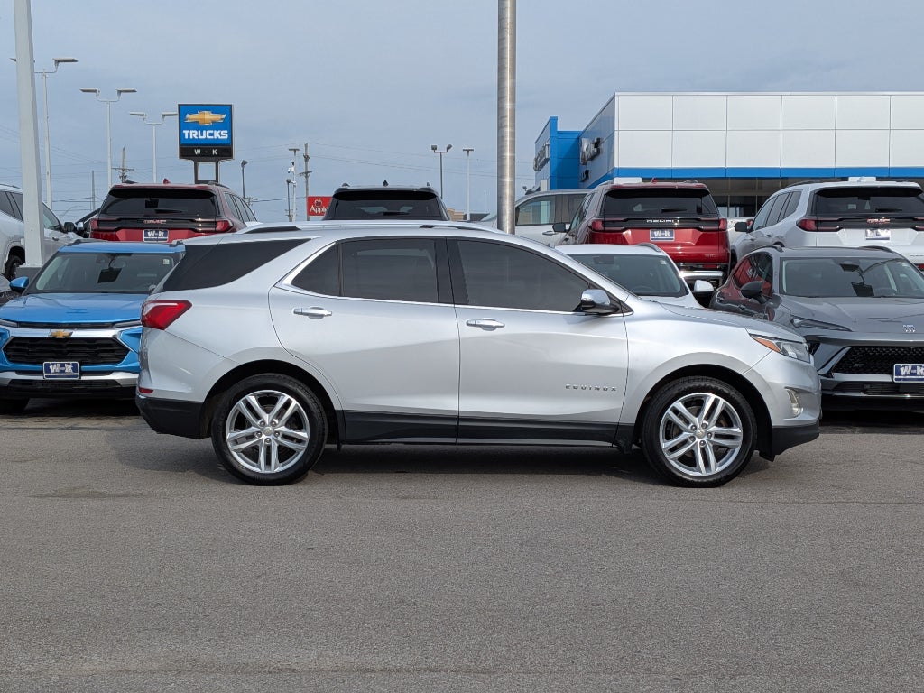 Used 2020 Chevrolet Equinox Premier with VIN 2GNAXPEXXL6225625 for sale in Sedalia, MO