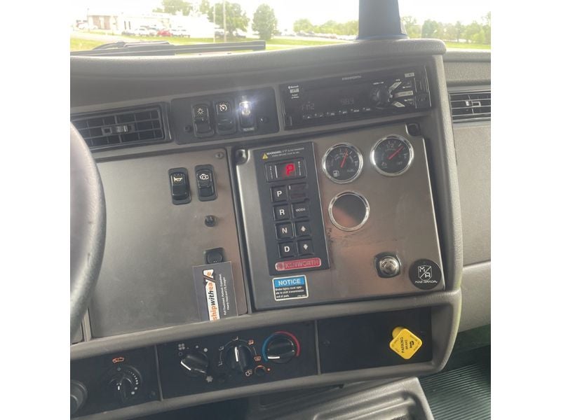 2016 KENWORTH T270 Base