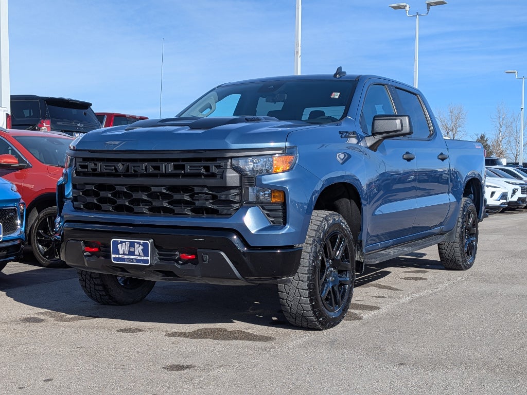 2024 Chevrolet Silverado 1500 Custom Trail Boss