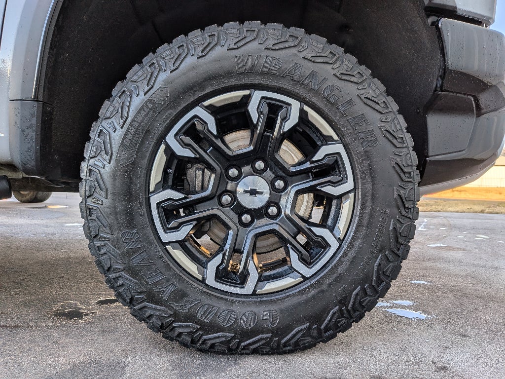 2024 Chevrolet Silverado 1500 ZR2