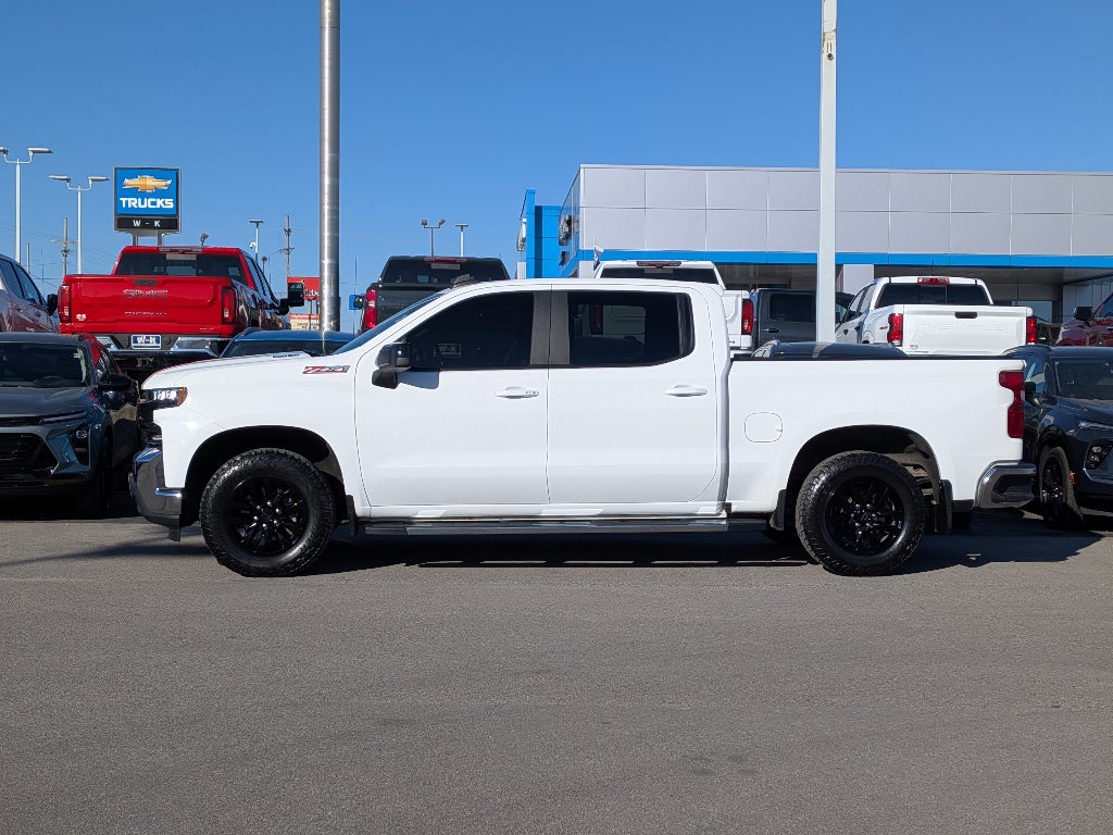 Used 2020 Chevrolet Silverado 1500 LT with VIN 3GCUYDET5LG317339 for sale in Kansas City