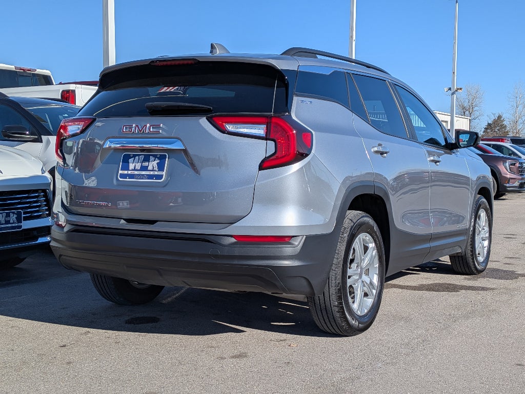 2024 GMC Terrain SLE