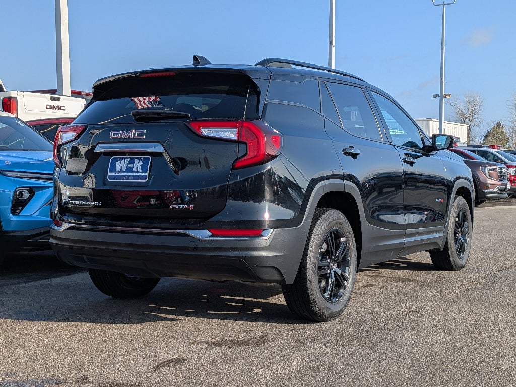 2022 GMC Terrain AT4