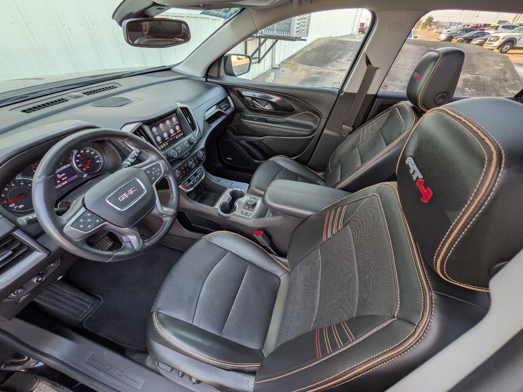 2022 GMC Terrain AT4