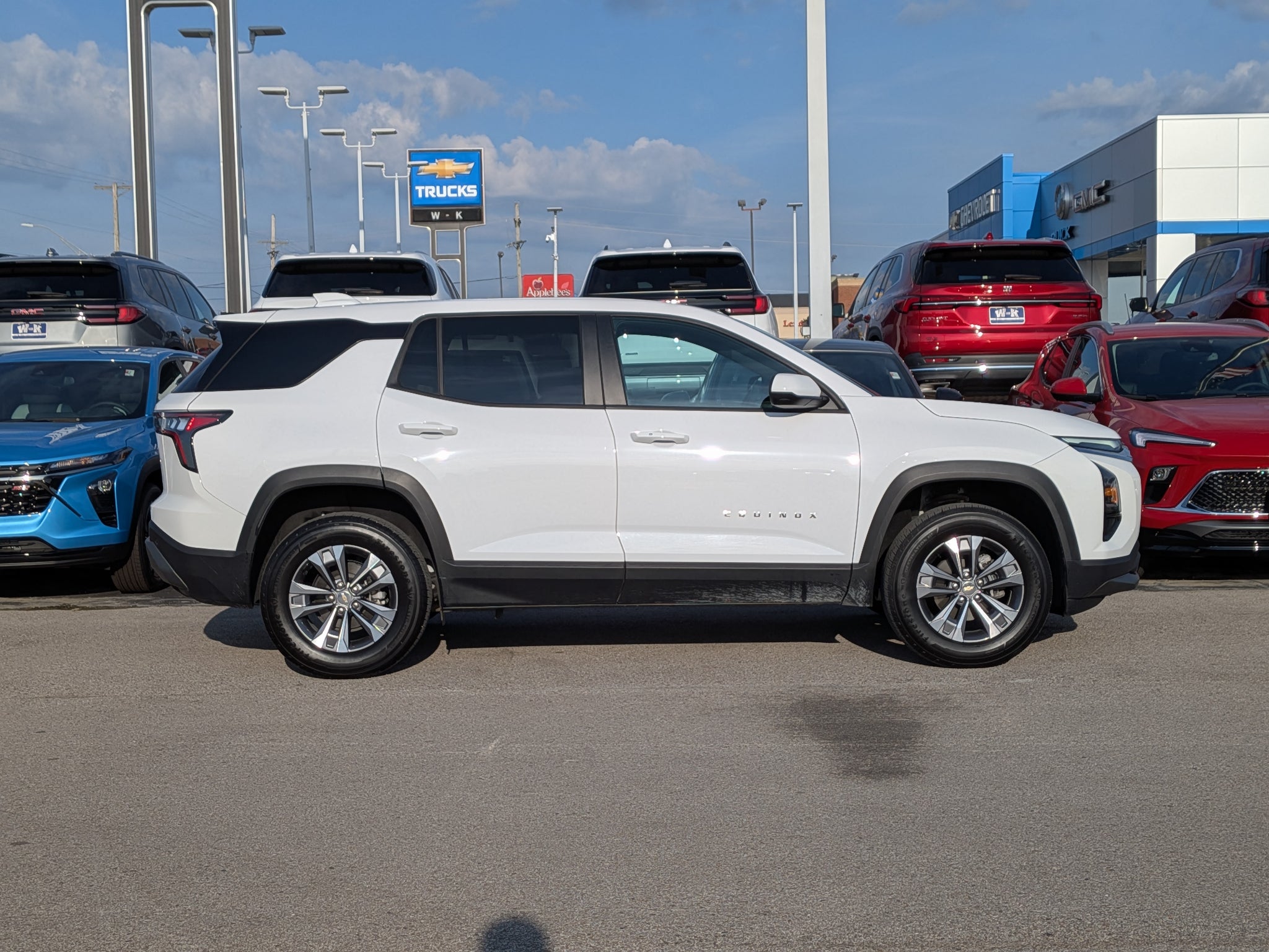 Used 2026 Chevrolet Equinox LT with VIN 3GNAXHEG4TL323857 for sale in Kansas City