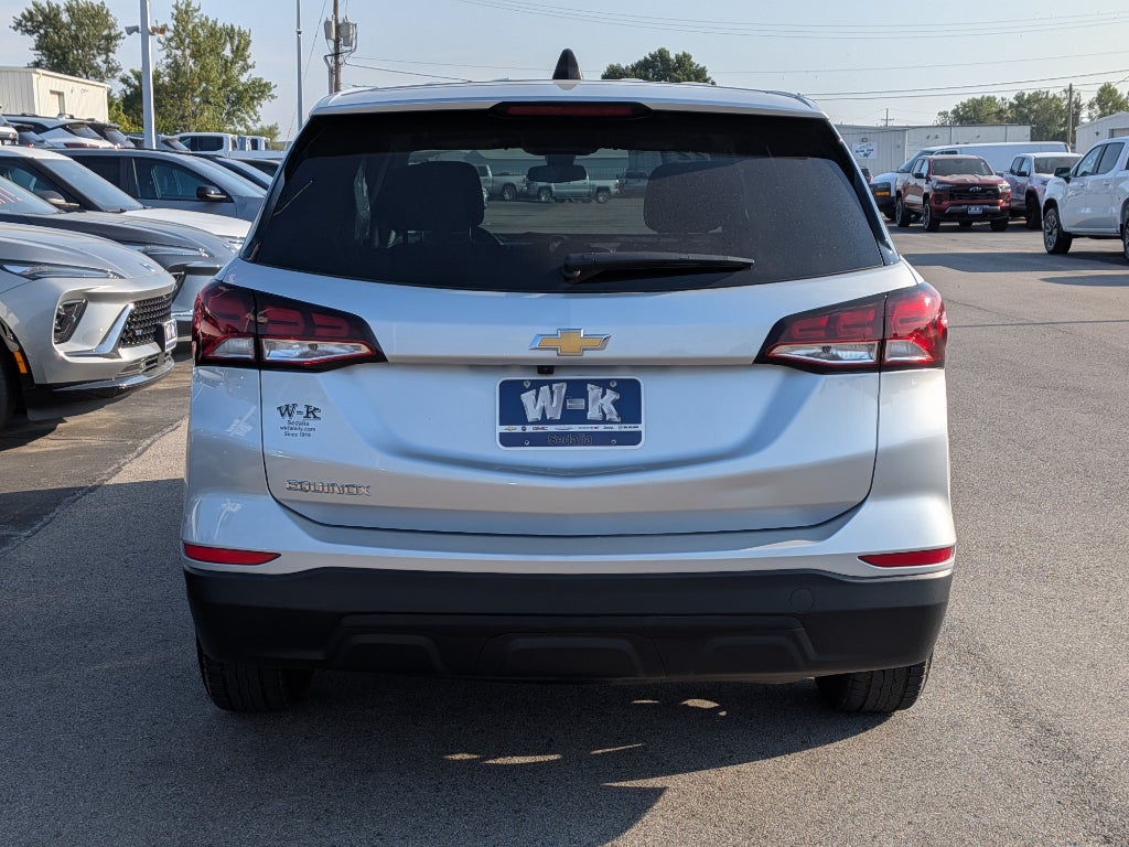 2022 Chevrolet Equinox LS