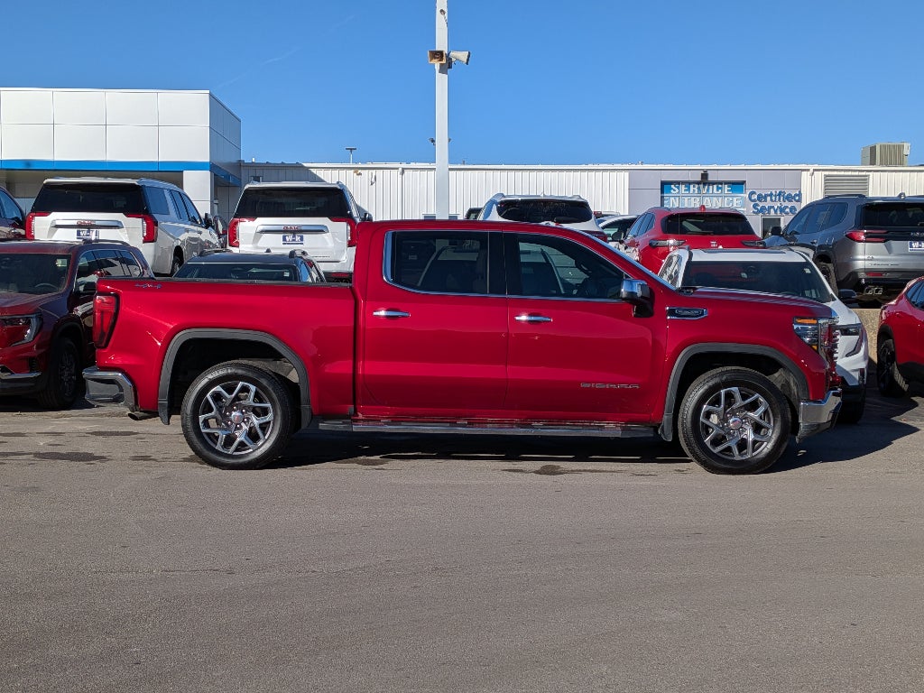 Used 2025 GMC Sierra 1500 SLT with VIN 3GTUUDED4SG175522 for sale in Kansas City