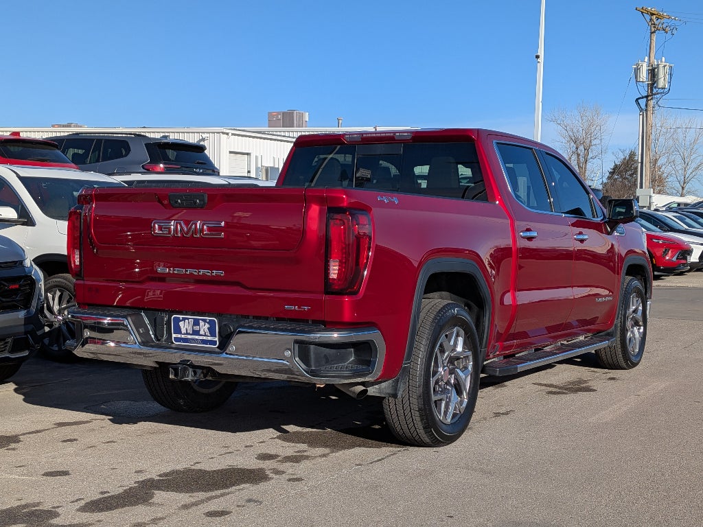2025 GMC Sierra 1500 SLT