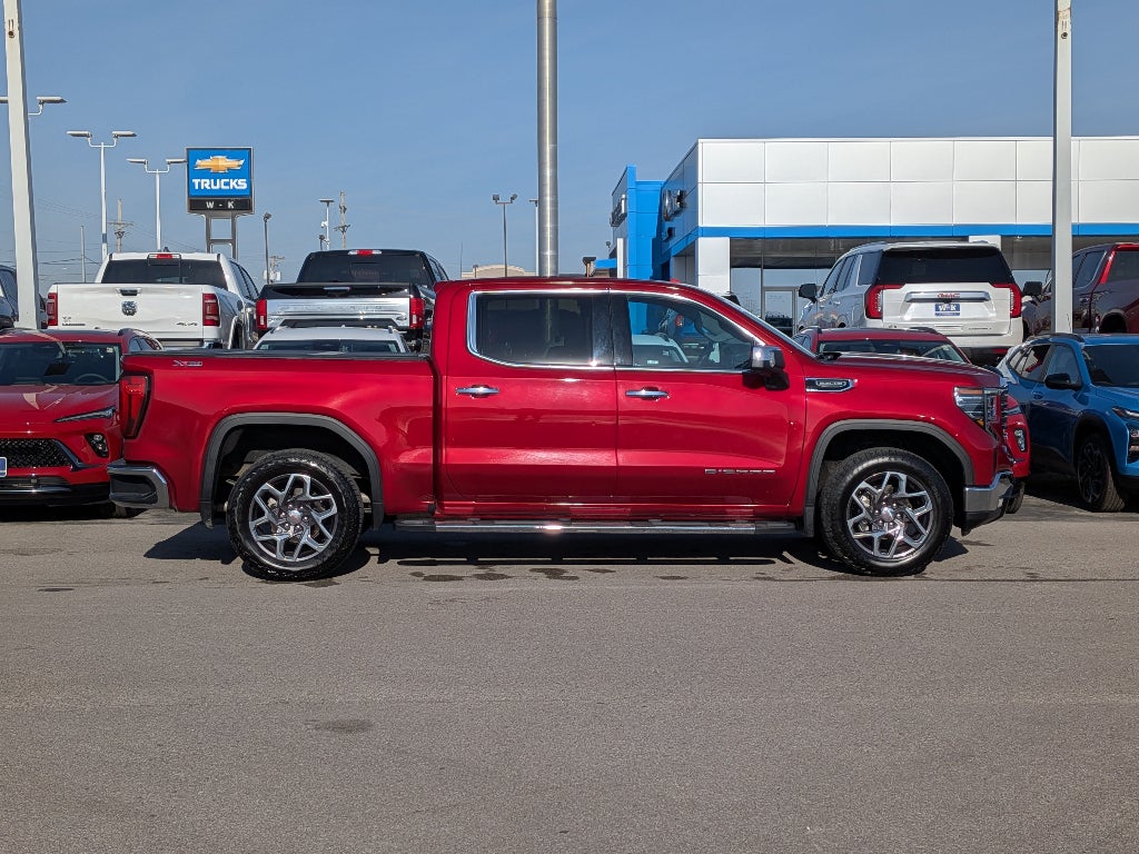 Used 2023 GMC Sierra 1500 SLT with VIN 3GTUUDED6PG237641 for sale in Kansas City