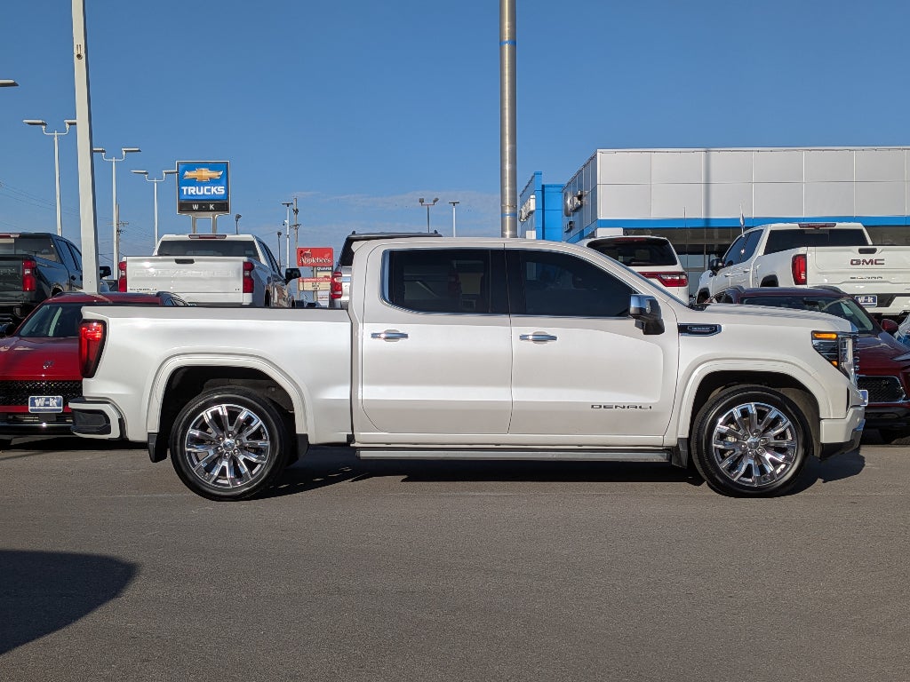 Used 2022 GMC Sierra 1500 Denali Denali with VIN 3GTUUGET7NG632241 for sale in Kansas City