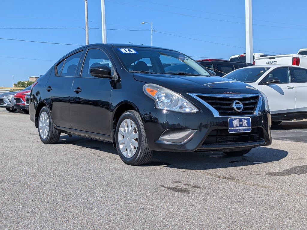 2016 Nissan Versa S Plus