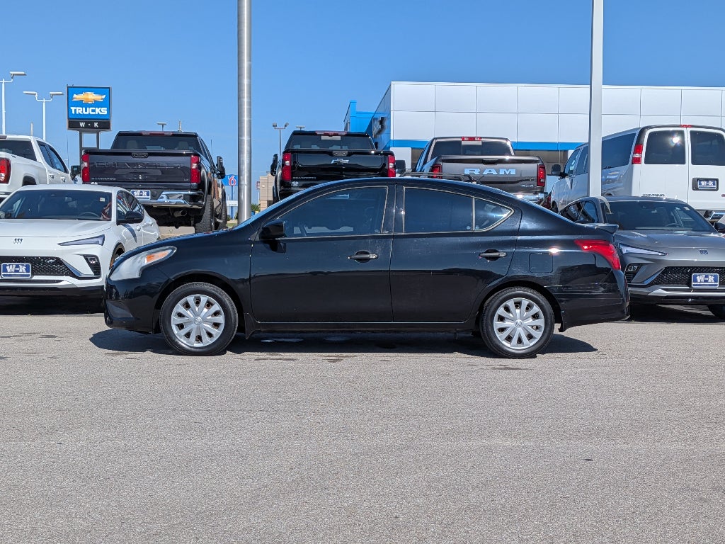 2016 Nissan Versa S Plus
