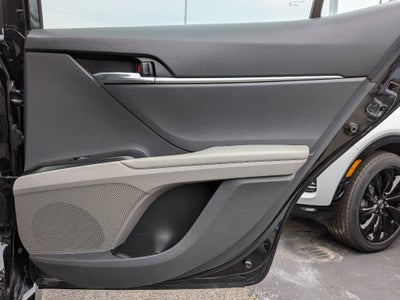 2020 Toyota Camry Hybrid LE