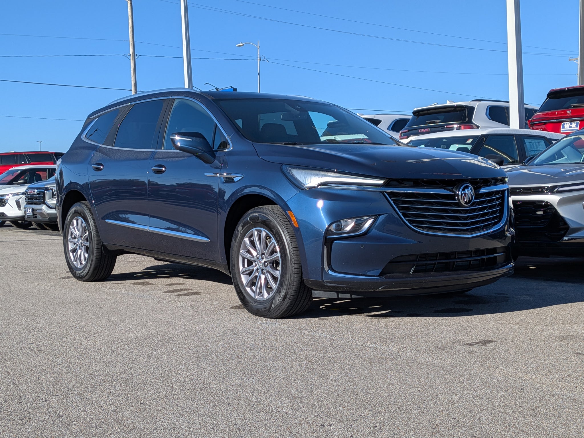 2023 Buick Enclave Essence