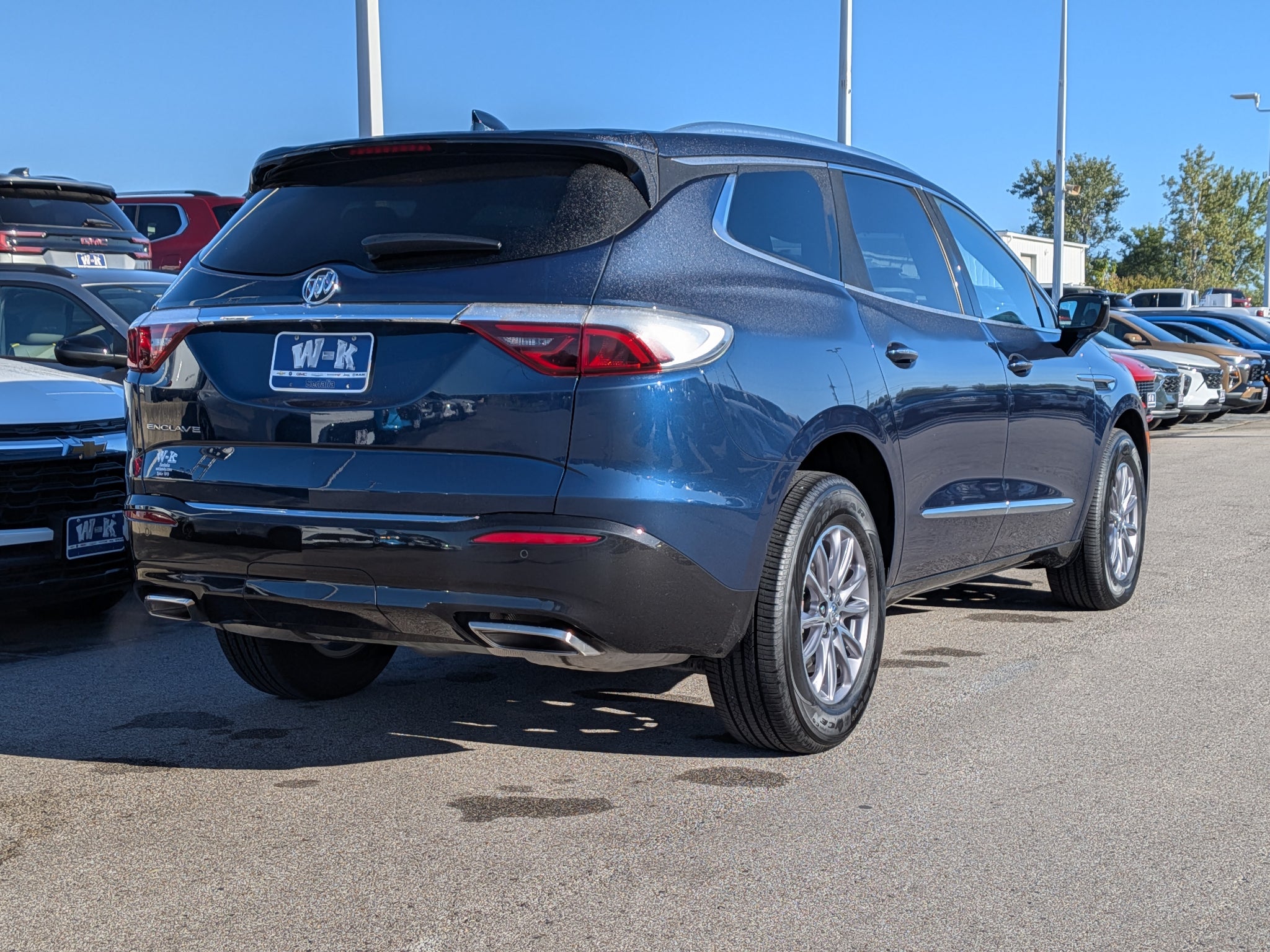 2023 Buick Enclave Essence