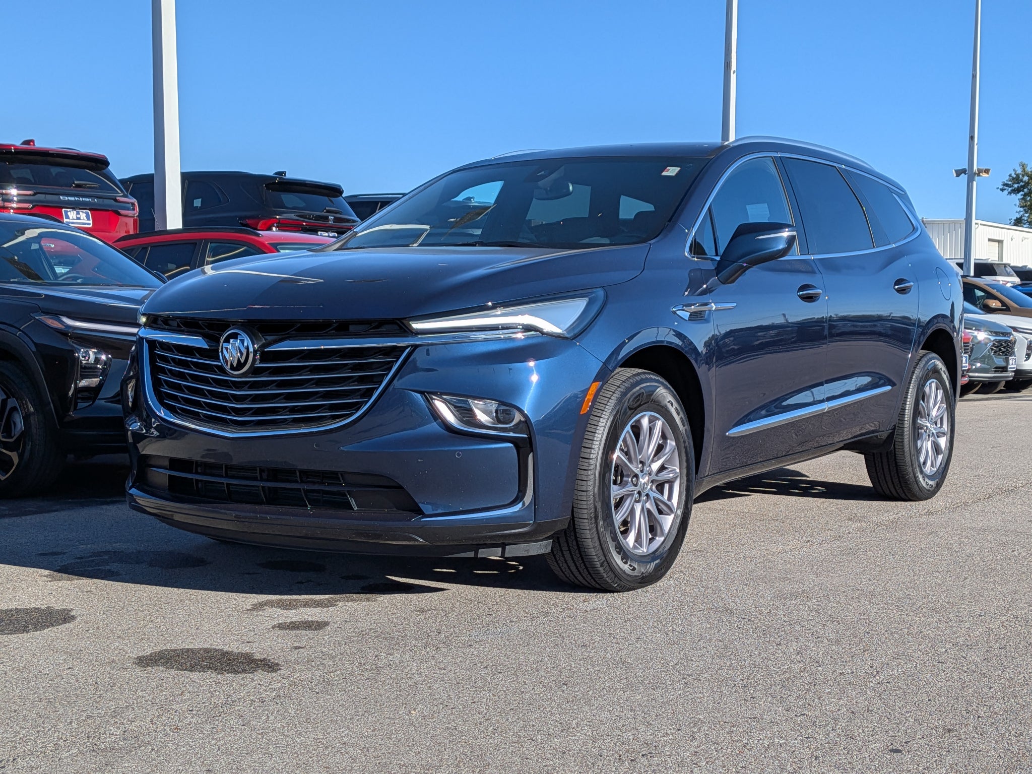 2023 Buick Enclave Essence