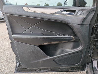 2019 Lincoln MKC Standard