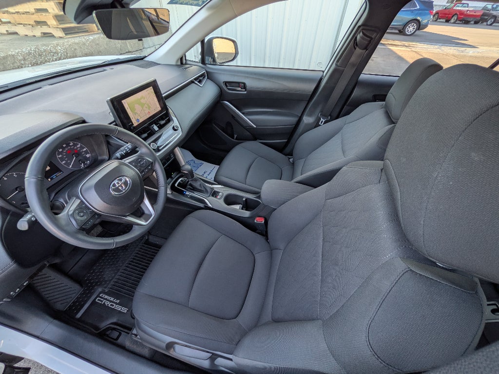 2024 Toyota Corolla Cross LE