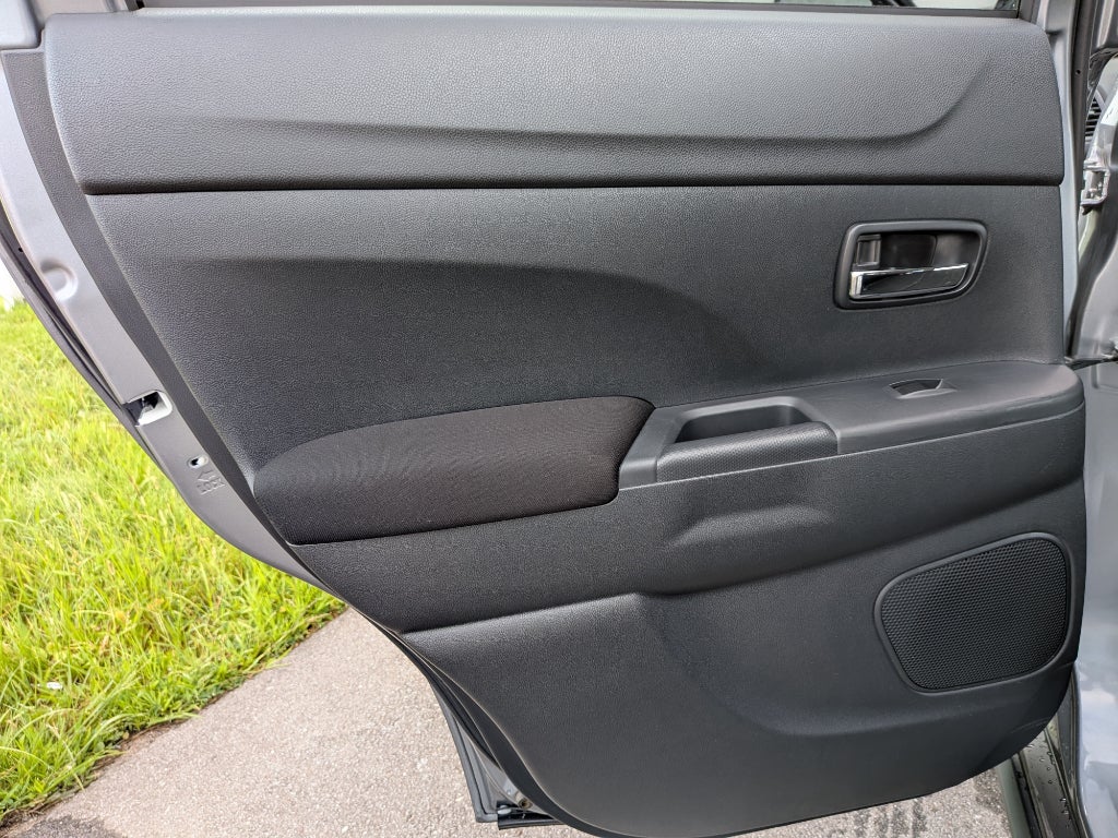 2025 Mitsubishi Outlander Sport S