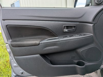 2025 Mitsubishi Outlander Sport S