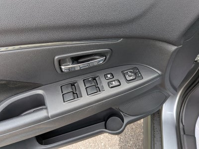 2025 Mitsubishi Outlander Sport S