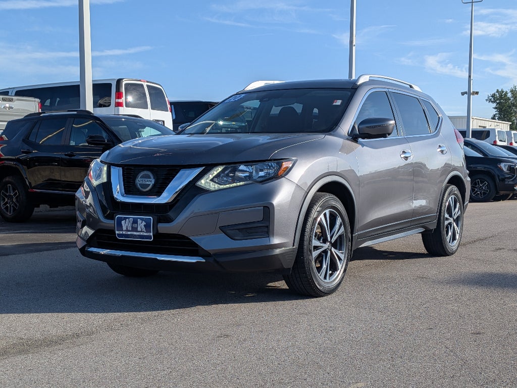 2020 Nissan Rogue SV