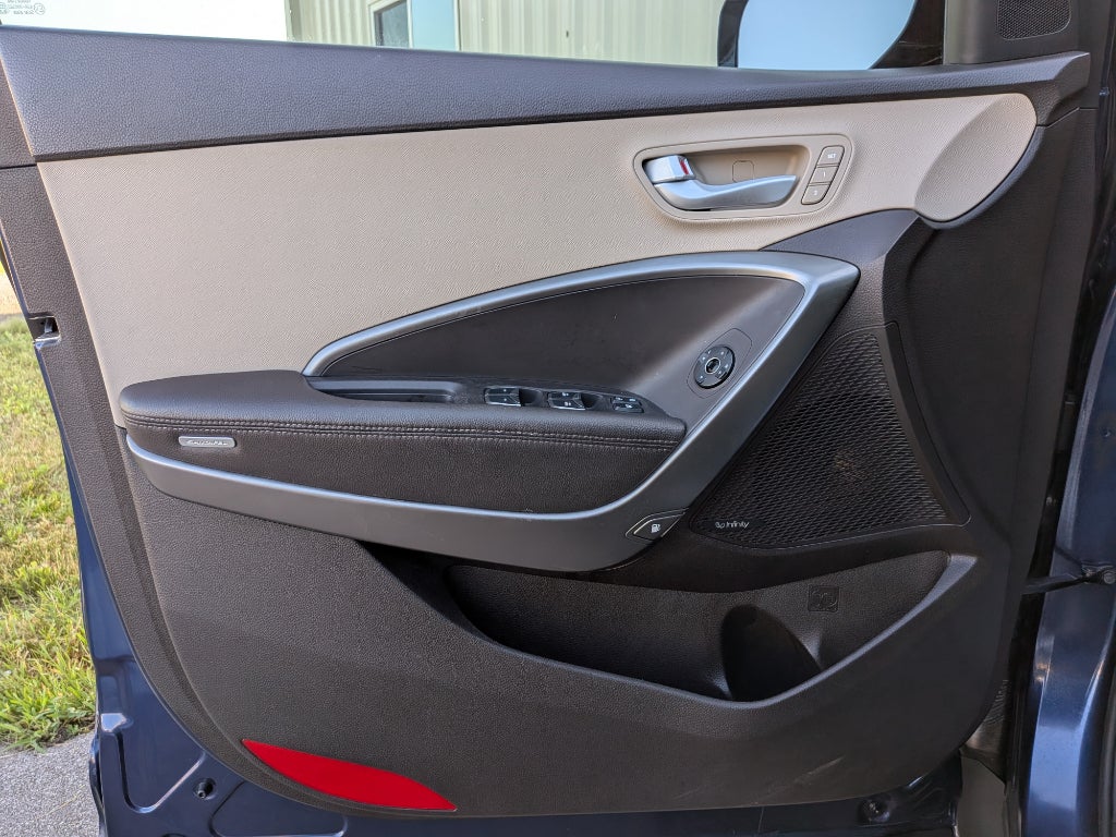 2017 Hyundai Santa Fe SE Ultimate