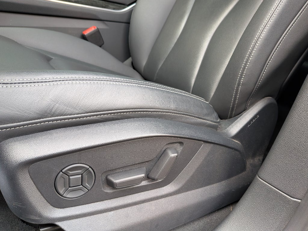 2021 Audi Q8 Prestige