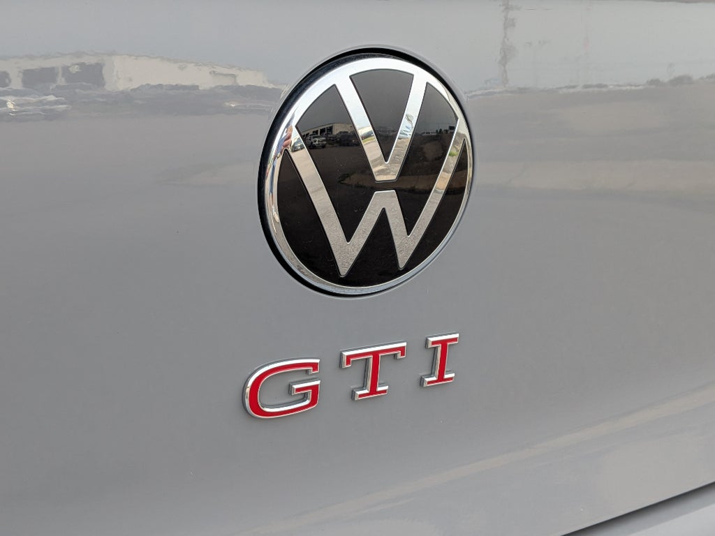 2024 Volkswagen Golf GTI 380 Autobahn