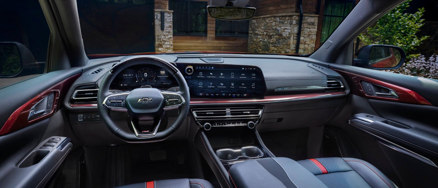 2024 Chevy Traverse interior dashboard